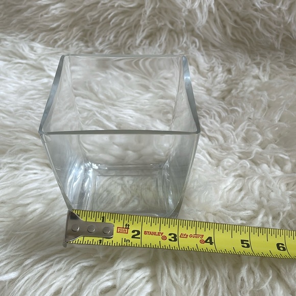 Glass Mini Vase - Picture 2 of 7